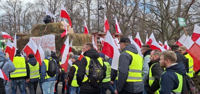 Wspólny wyjezd na ogólnopolski protest w Warszawie